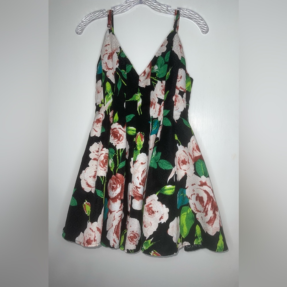 By Together Black Floral Sleeveless Romper – Size S